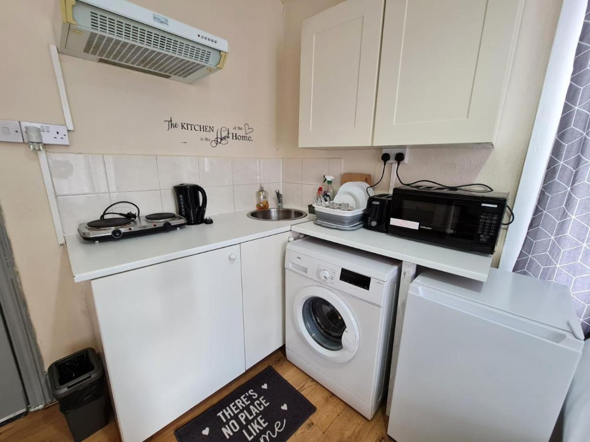 Lovely Private Room Near Central London Exterior photo
