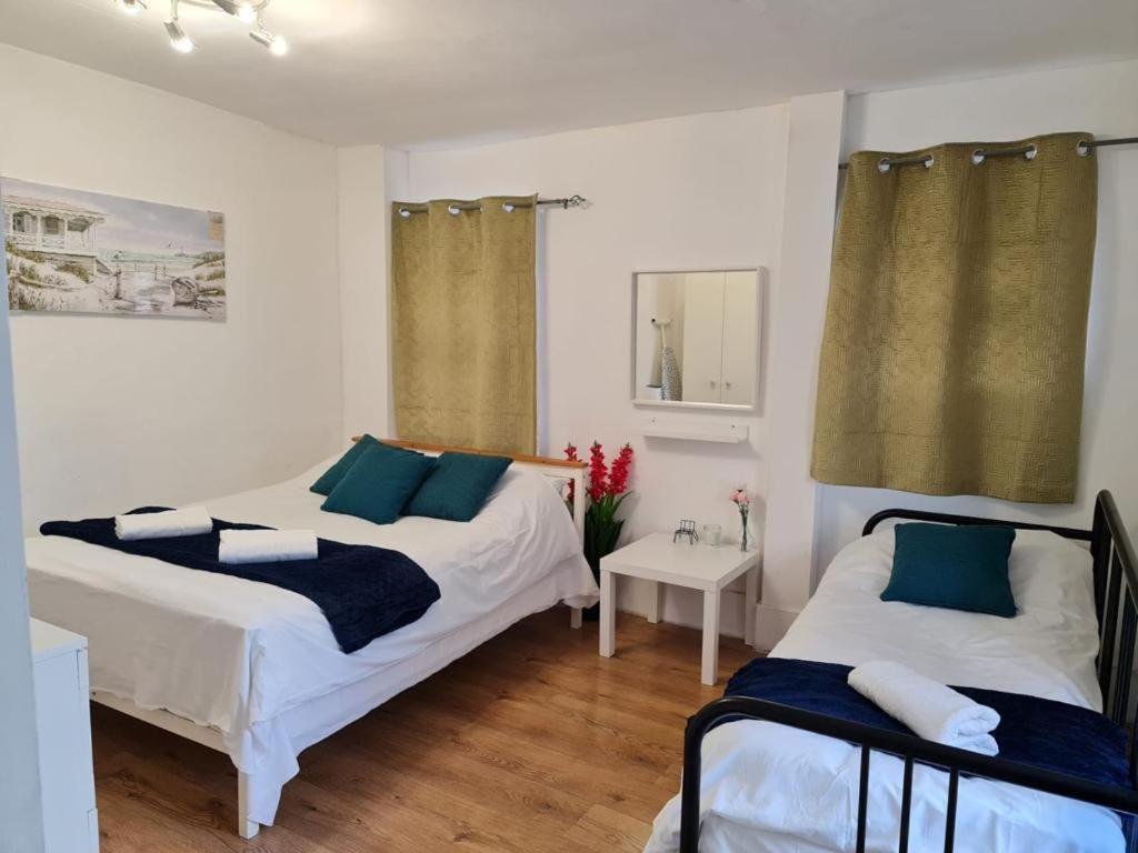 Lovely Private Room Near Central London Exterior photo